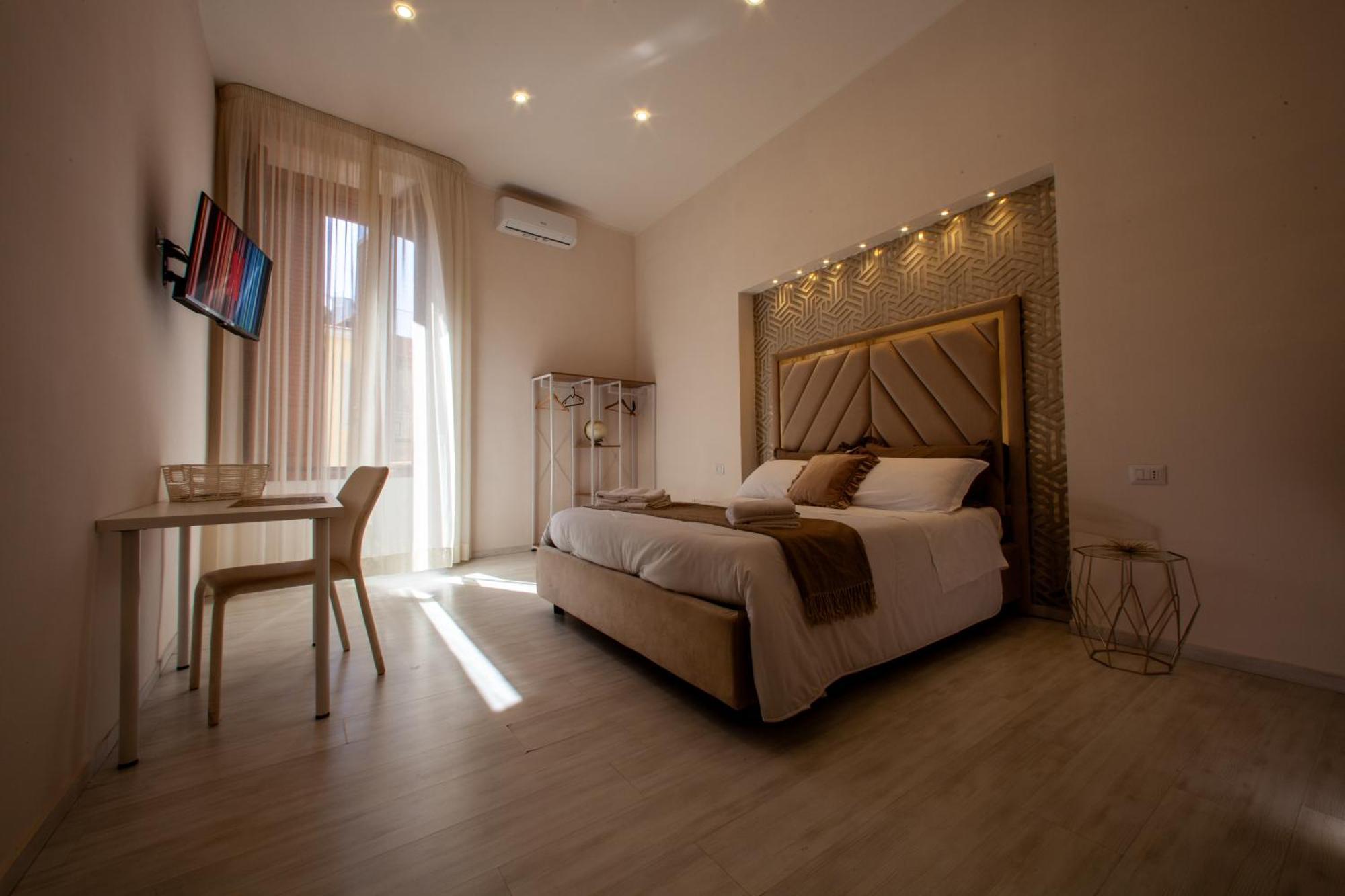 Airport Luxury Rooms เนเปิลส์ ภายนอก รูปภาพ